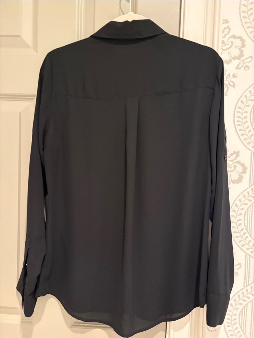 Express Black Long-Sleeve Button-Down Shirt - Picture 3 of 5